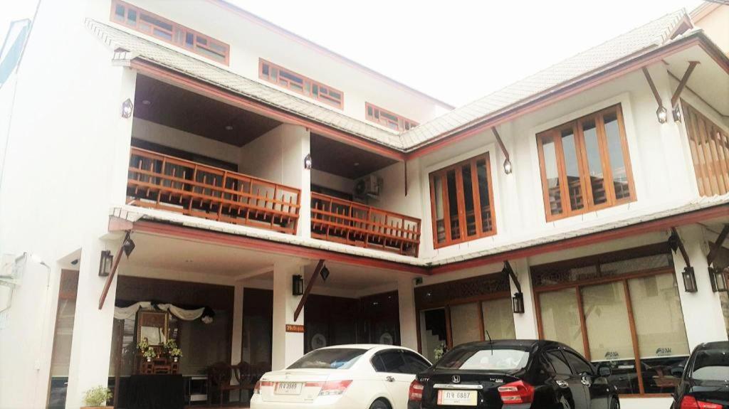 The Indigo House Phrae Ξενοδοχείο Εξωτερικό φωτογραφία