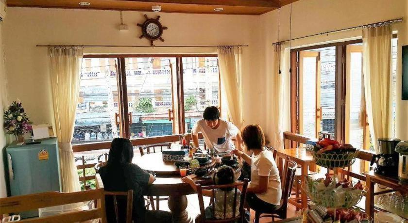 The Indigo House Phrae Ξενοδοχείο Εξωτερικό φωτογραφία