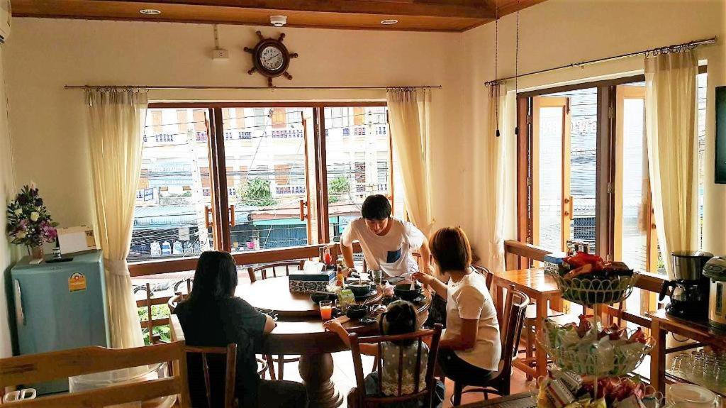 The Indigo House Phrae Ξενοδοχείο Εξωτερικό φωτογραφία